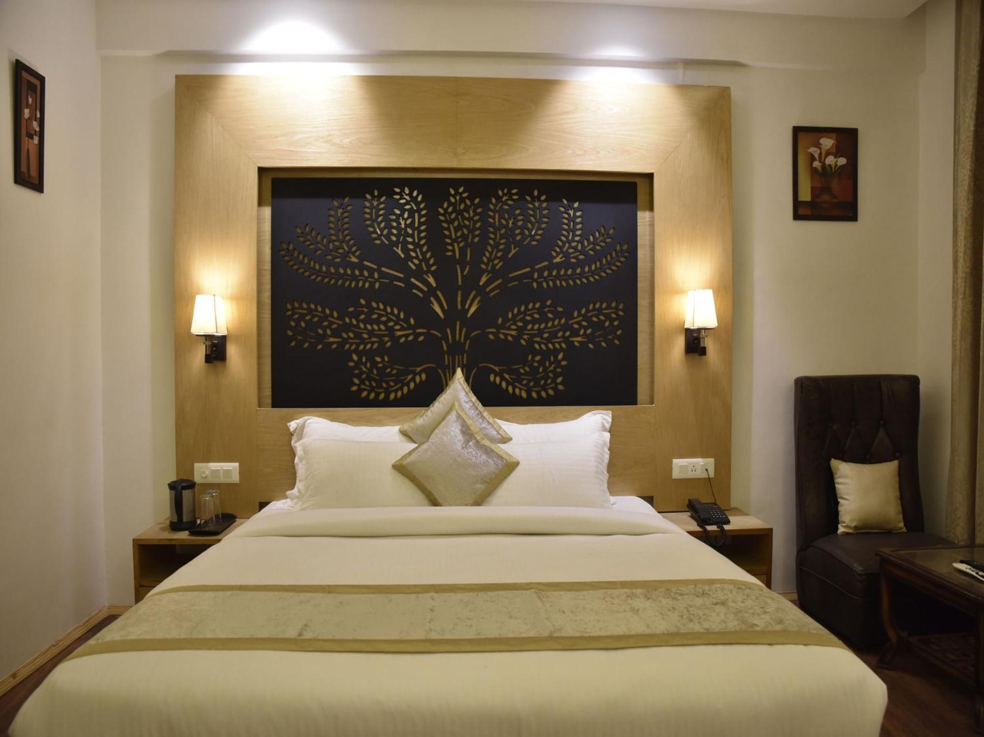 Hill County Resort & Spa, Manali